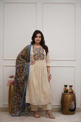 Women's Cream Kalamkari Print Anarkali Kurta Set with Pant & Dupatta