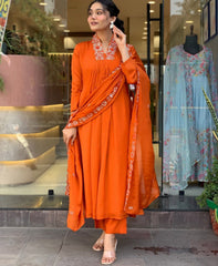 Sunset Glow Cotton Embroidered Kurti, Pant And Organza Dupatta Set - pasoya