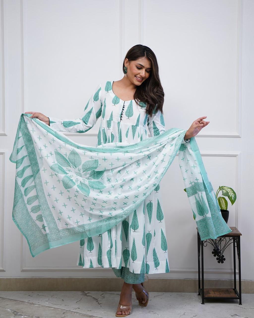 Sea Green Cotton Suit Set with Dupatta Set