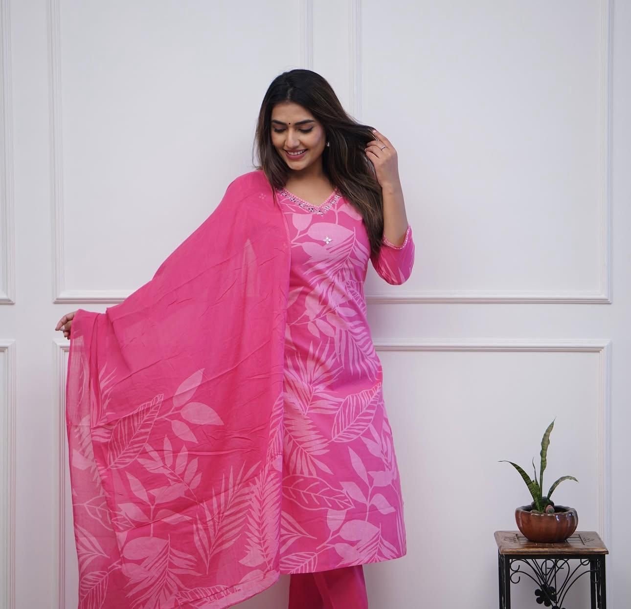 Rose Garden Leaf-Print Embroidery Muslin Dupatta Suit