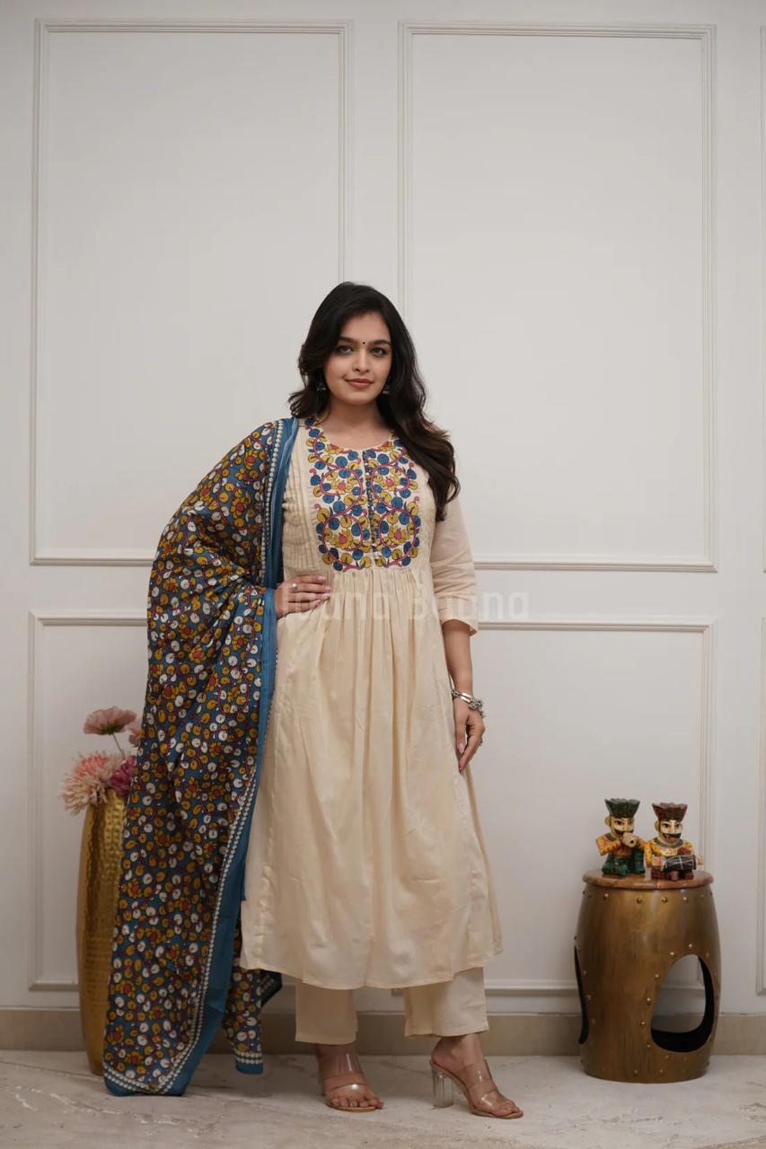 Women's Cream Kalamkari Print Anarkali Kurta Set with Pant & Dupatta