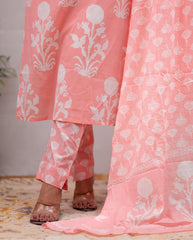 Elegant Peach Hand - Block Printed Cotton Suit - pasoya